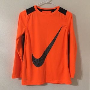 Nike Dri-Fit Long Sleeve Shirt